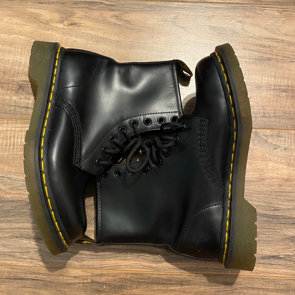 ❌SOLD❌ Dr.Martens